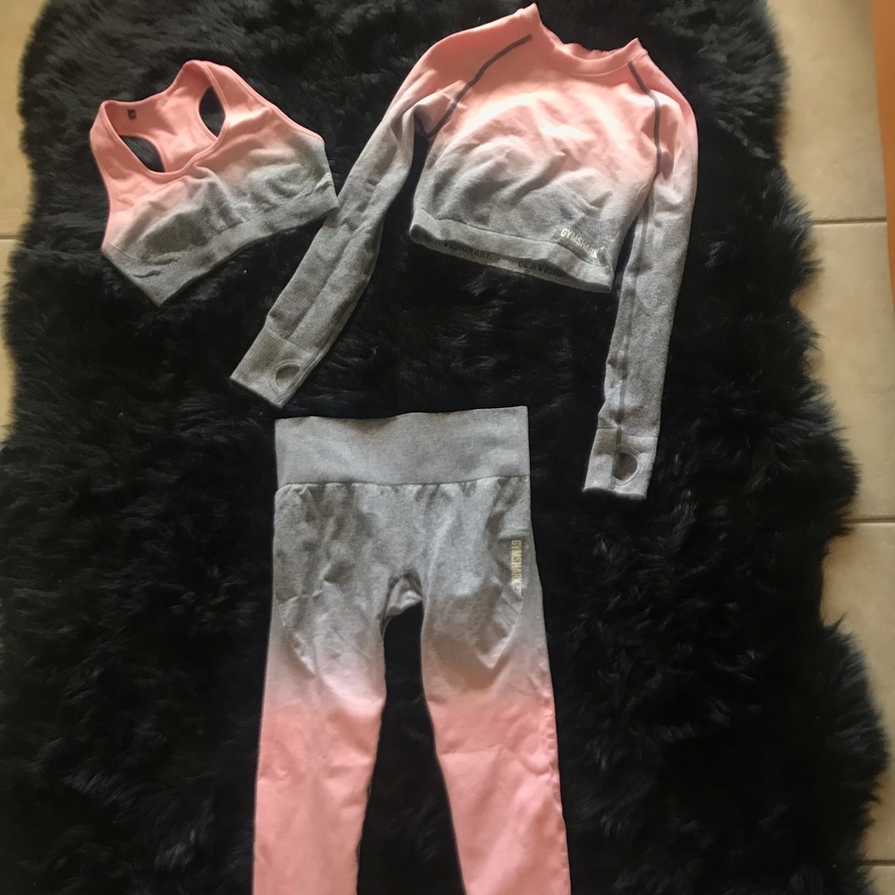 Gymshark ombré seamless set pink/charcoal sz Small